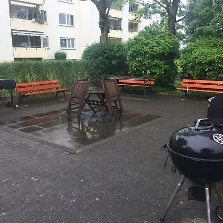 Am Biebricher Schlosspark Apartment Wiesbaden