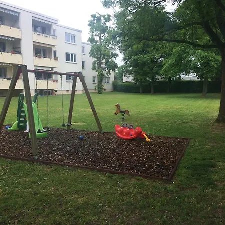 Am Biebricher Schlosspark Wiesbaden